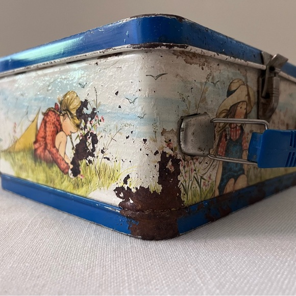 Vintage 1970’s Holly Hobby Metal Lunchbox with Thermos - Picture 4 of 14